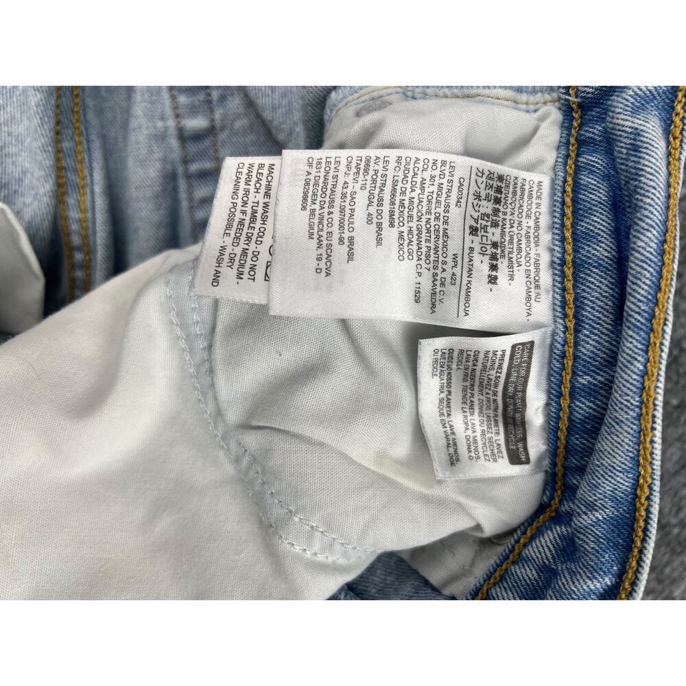 Levis Wedgie Straight Crop Jeans Womens 29 Blue Stretch Button Fly #828 - Picture 10 of 12